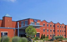Residence & Conference Centre - Welland